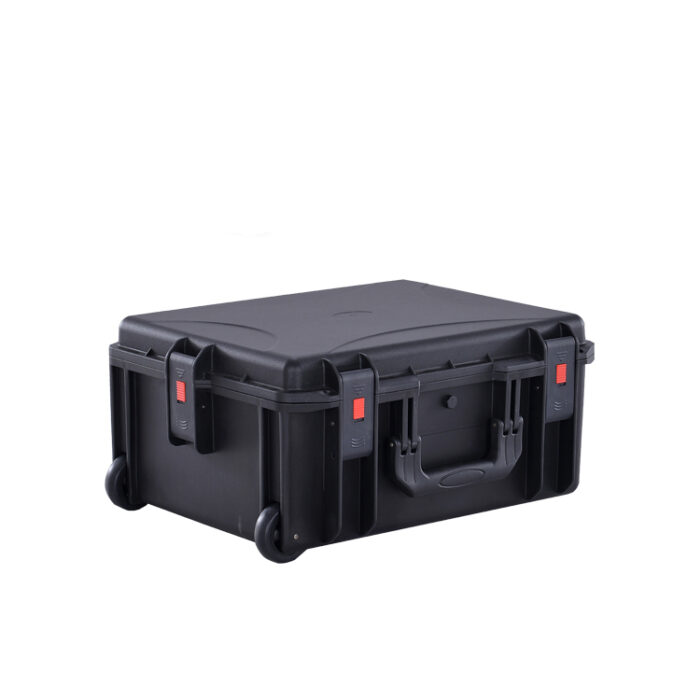 תיקים וקייסים