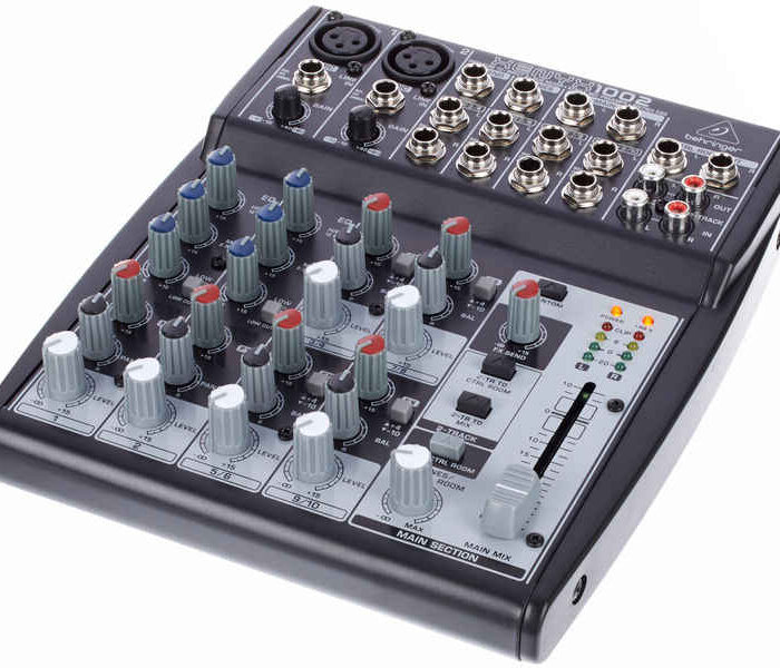 XENYX 1002 מיקסר קומפקטי ואיכותי המוכן לכל משימה של Behringer
